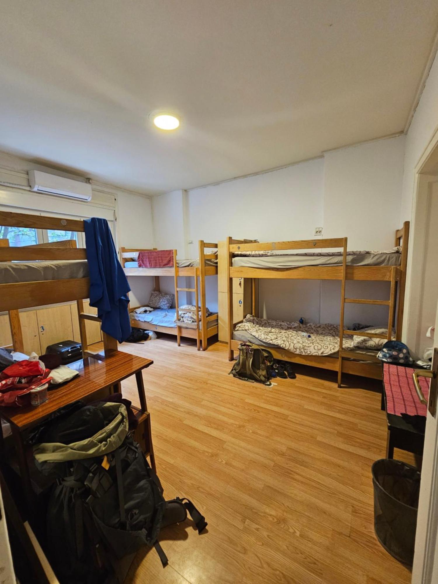 The Traveling Theater Hostel Beograd Ngoại thất bức ảnh
