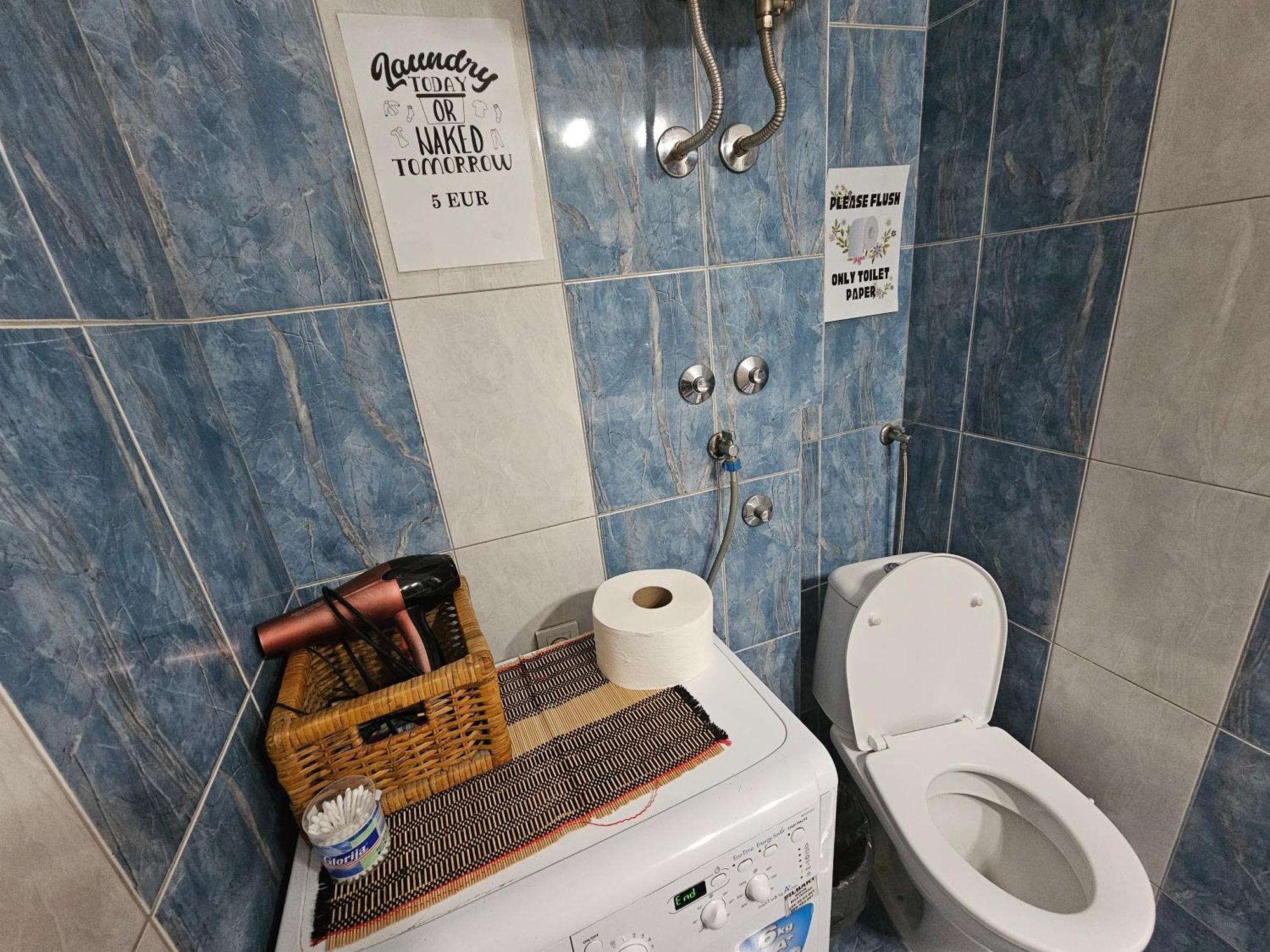 The Traveling Theater Hostel Beograd Ngoại thất bức ảnh