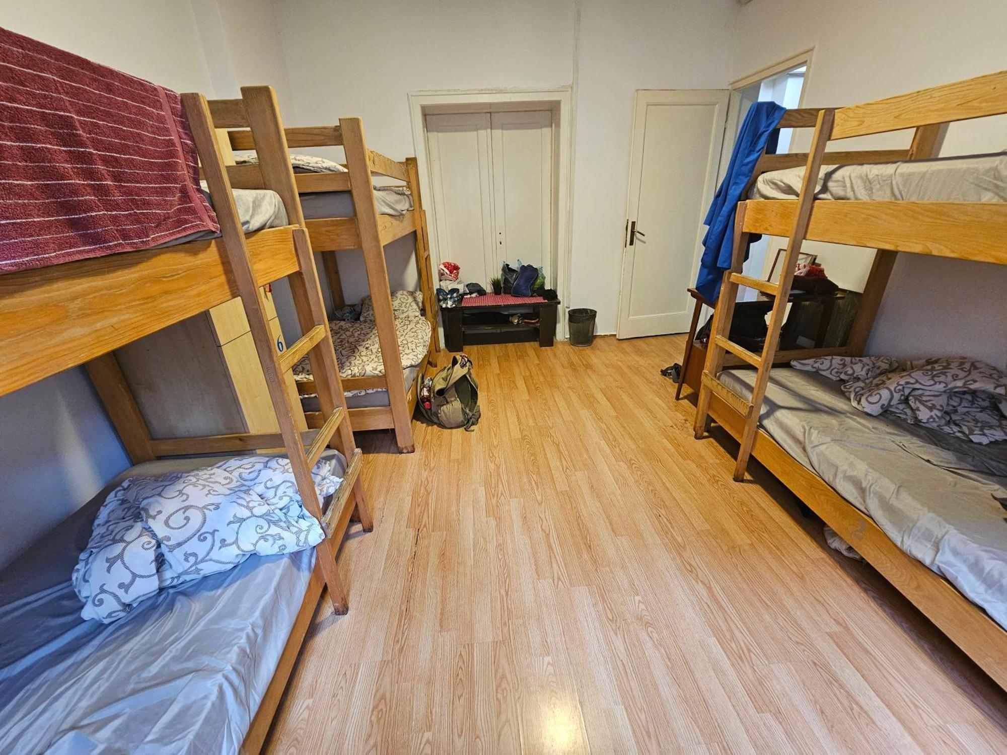 The Traveling Theater Hostel Beograd Ngoại thất bức ảnh